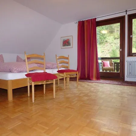 Haus Rossleberg Holiday home Gremmelsbach